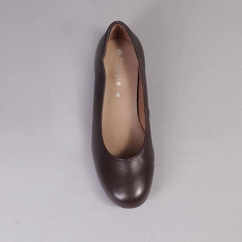 Mid-Heel Court Shoe in Brown - 12635