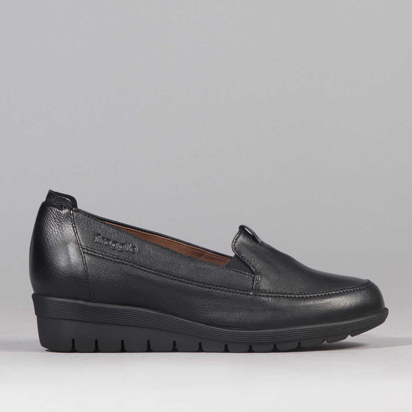 Loafer with Removable Footbed in Black - 12493