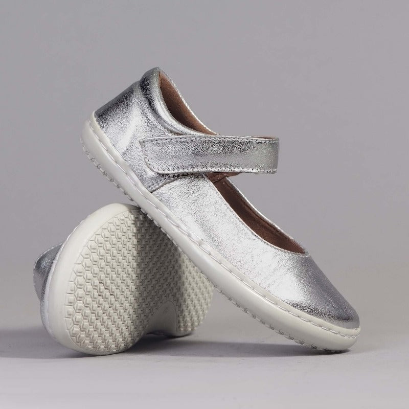 Girls High-Bar Shoes with Removable Footbed in Silver