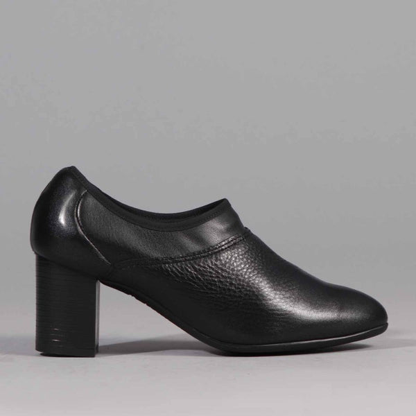 Froggie Block Heel Shoe in Black