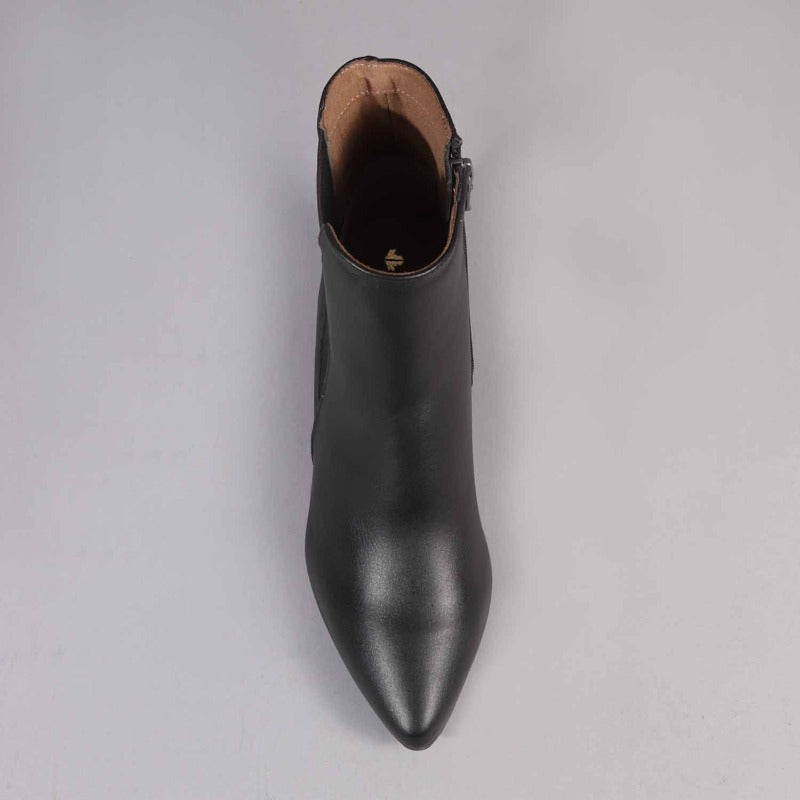 Pointed Ankle Boot in Black
