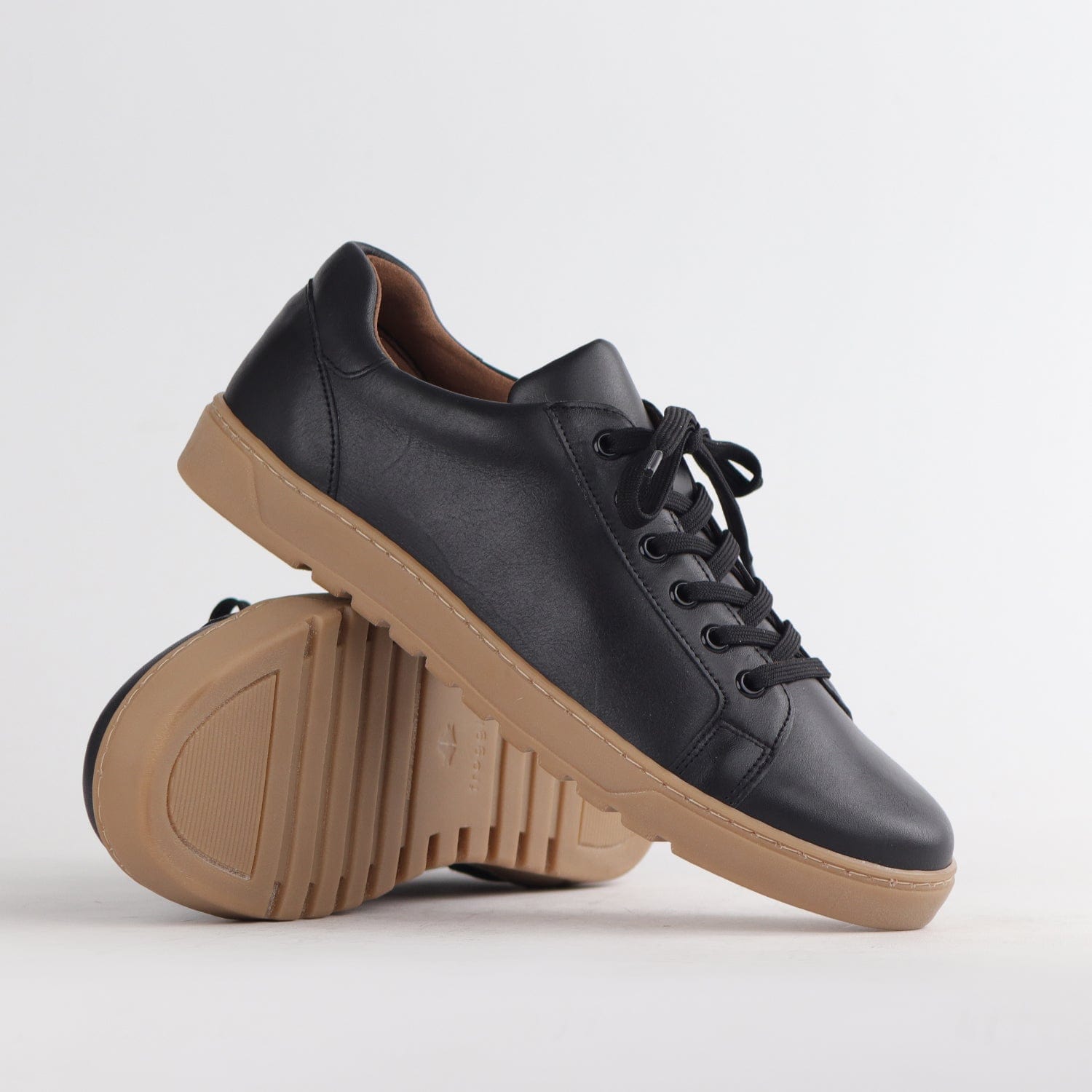 Froggie Shoes Shoes Men’s Sneaker with Removable Footbed in Black - 12743