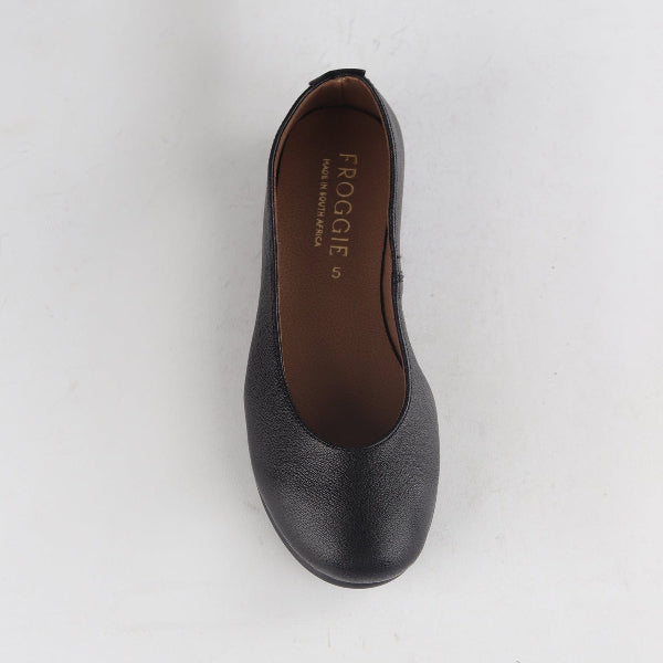 Factory Shop Shoes Flat Pump in Black - 12546