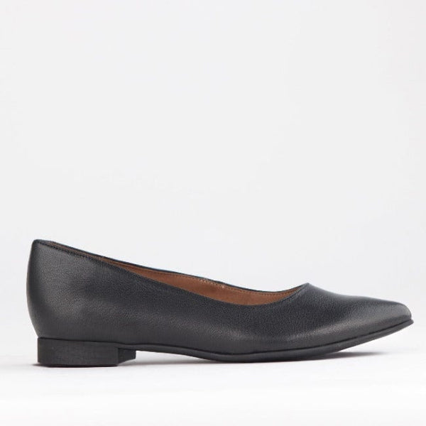 Flat Pointed Court Shoe in Black Froggie Leather Shoes South