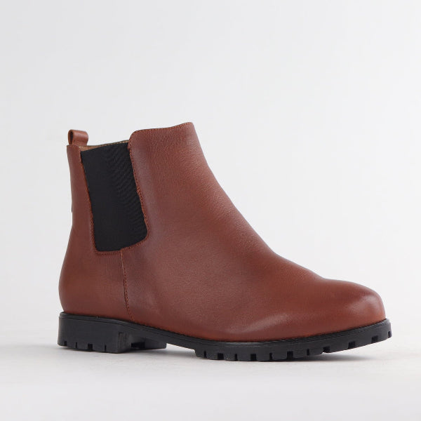 Froggie Shoes Shoes Chelsea Ankle Boot in Chestnut - 12435