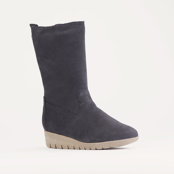 Froggie Shoes Shoes Mid-Calf Boot in Black - 12600