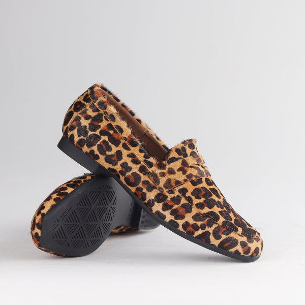 Froggie Shoes Shoes Closed Loafer Suede in Cheetah Tan - 13029