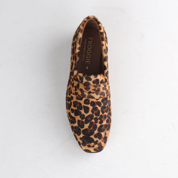 Froggie Shoes Shoes Closed Loafer Suede in Cheetah Tan - 13029