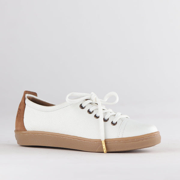 Factory Shop Shoes Lace-up Sneaker in White - 12854