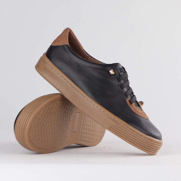 Froggie Shoes Shoes Elasticated lace-up Sneaker with Removable Footbed in Black/Tobacco - 12843