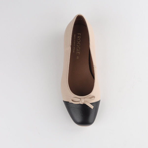 Froggie Shoes Shoes Flat Pump with Bow in Ivory Multi - 12826