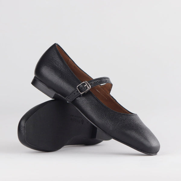 Froggie Shoes Shoes Mary Jane Bar Pump in Black - 12732