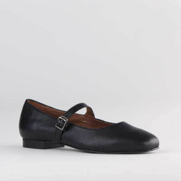 Froggie Shoes Shoes Mary Jane Bar Pump in Black - 12732