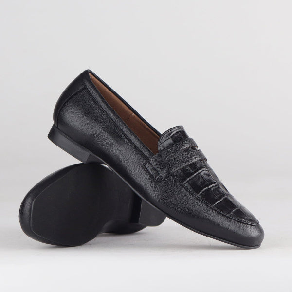 Froggie Shoes Shoes Penny Loafer in Black - 12587