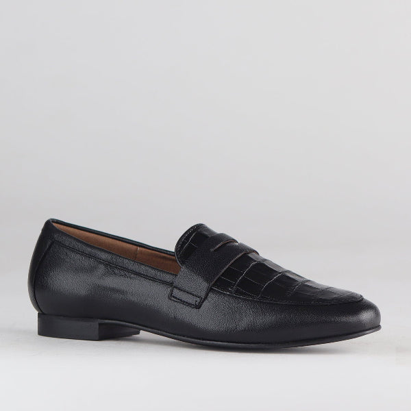 Froggie Shoes Shoes Penny Loafer in Black - 12587