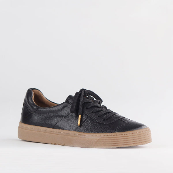 Froggie Shoes Shoes Retro Lace-up Sneaker in Black -12795