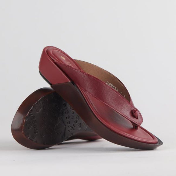 Froggie Shoes Shoes Rox Thong Sandal in Red - 10737