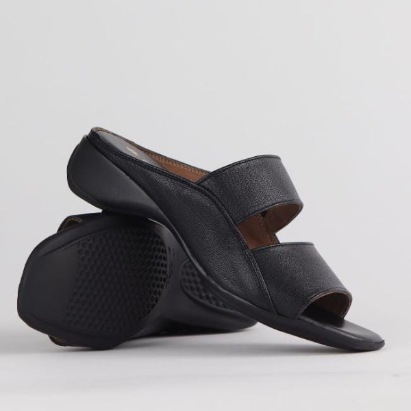 Froggie Shoes Shoes Slip-on Mule Sandal in Black - 12317