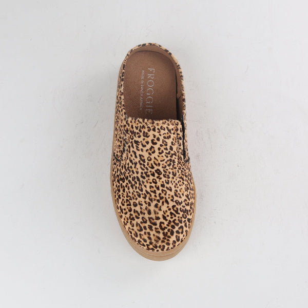 Froggie Shoes Shoes Slip-on sneakers with Removable Footbed in Cheetah Print - 12797