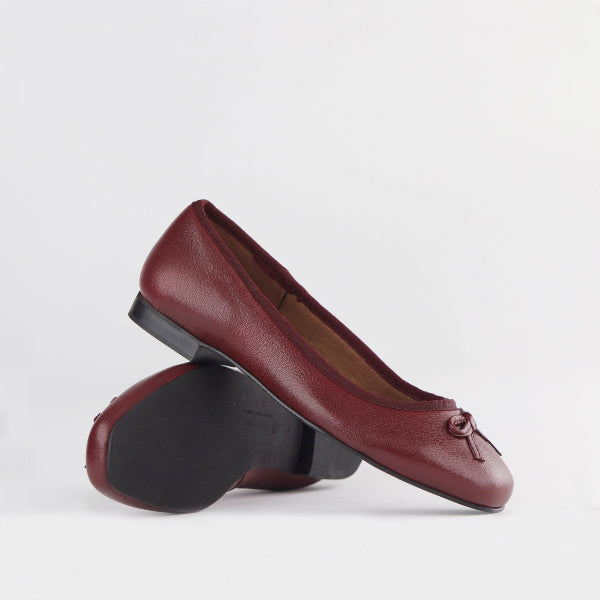 Froggie Shoes Shoes Soft Square Toe Ballerina Flat Pump with Bow in Burgundy Multi- 12796