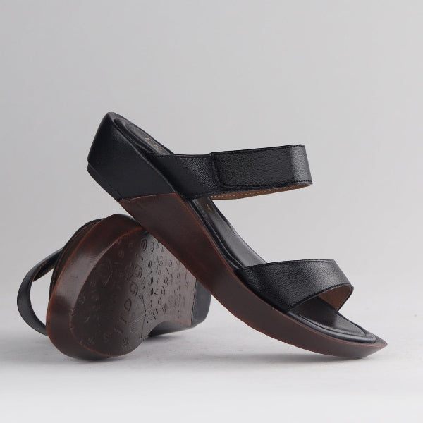 Froggie Shoes Shoes Double band leather sandal in Black - 12926