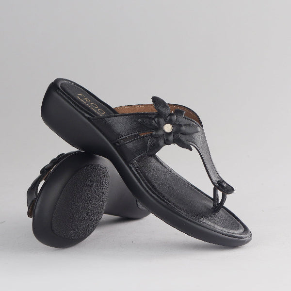 Froggie Shoes Shoes T-bar with flow Sandal in Black - 12930