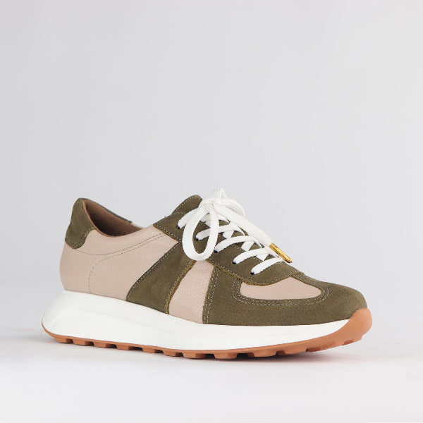 Froggie Shoes Shoes Lace-up Sneaker in Forest Multi -12688