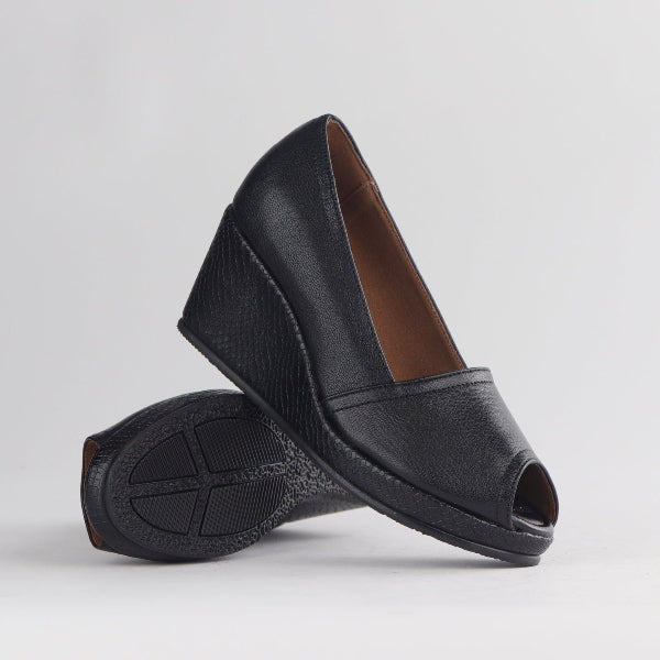 Froggie Shoes Shoes Peep Toe Wedge in Black - 11171