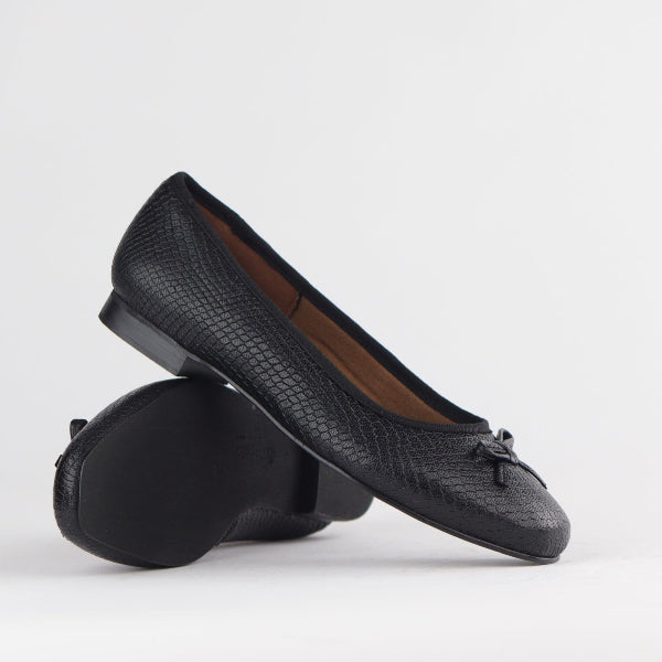 Froggie Shoes Shoes Soft Square Toe Ballerina Flat Pump with Bow in Black Multi- 12796