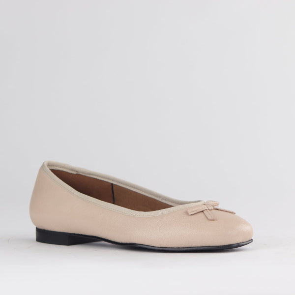 Froggie Shoes Shoes Soft Square Toe Ballerina Flat Pump with Bow in Ivory Multi- 12796