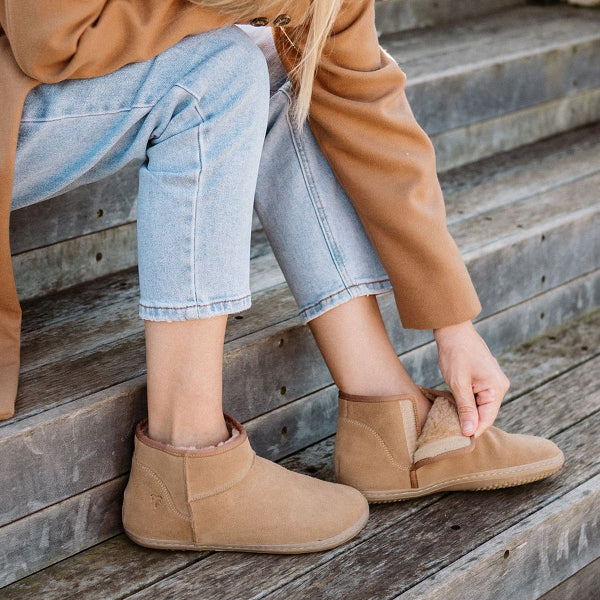 Froggie Shoes Shoes Barefoot sheepskin mini-Boot in Tan suede - 12879