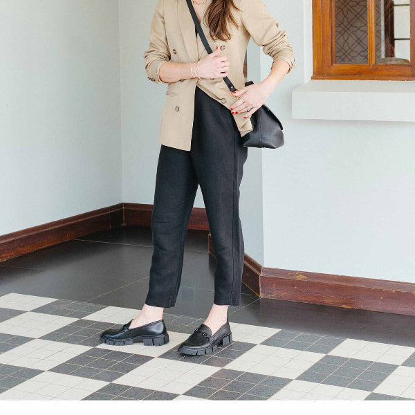 Froggie Shoes Shoes Chunky sole loafer with black horsebit trim in black