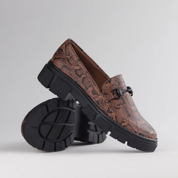 Froggie Shoes Shoes Chunky sole loafer with black horsebit trim in Saddle - 12772