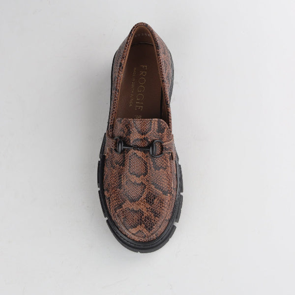 Froggie Shoes Shoes Chunky sole loafer with black horsebit trim in Saddle - 12772
