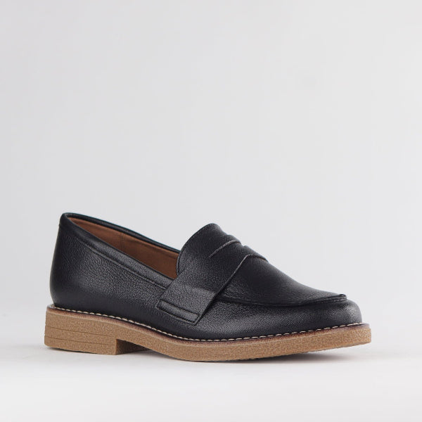 Froggie Shoes Shoes Penny Loafer in Black - 12778