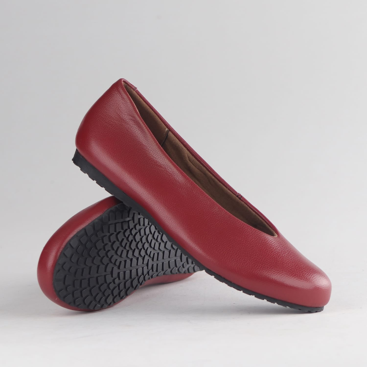 Factory Shop Shoes Froggie Women’s Pump- Red Leather- 13039