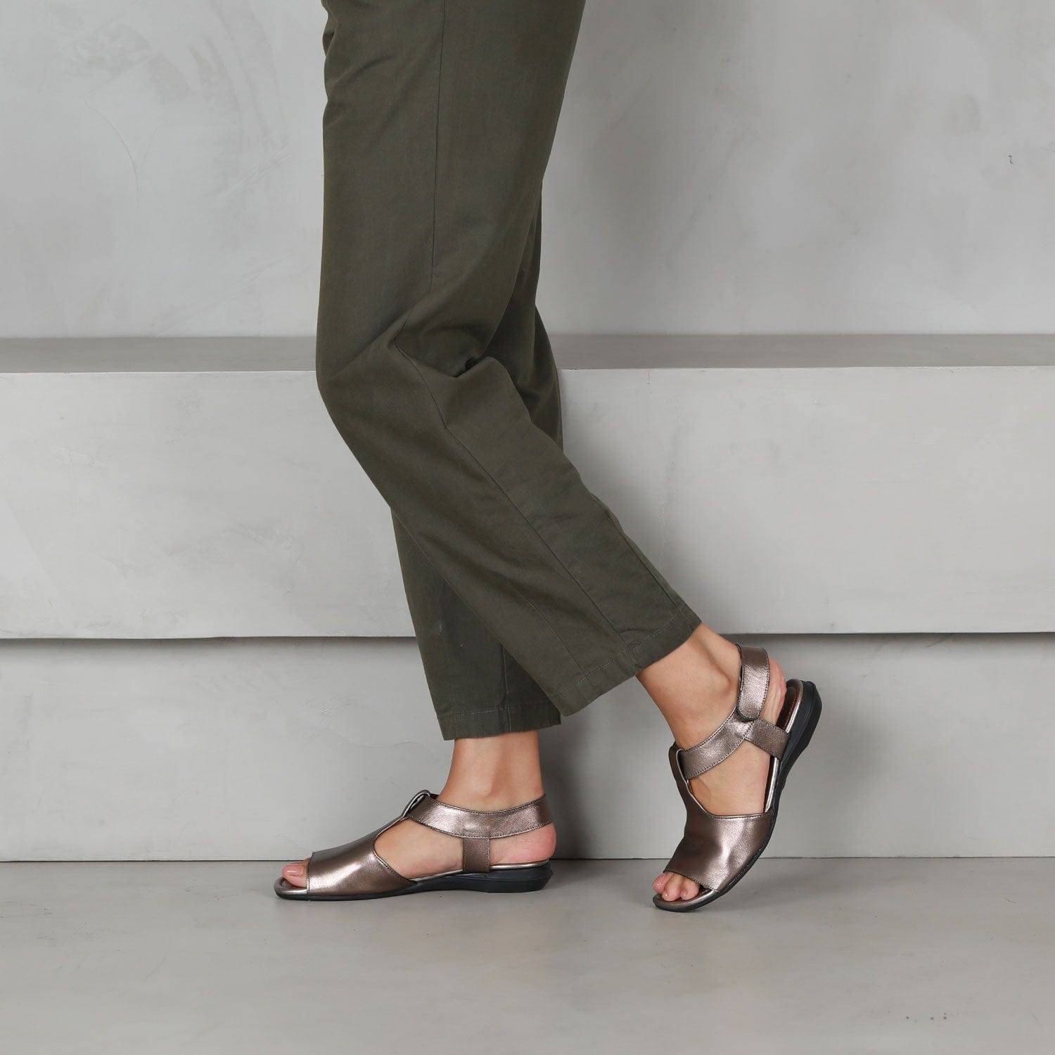 Factory Shop Shoes Slingback Sandal in Lead - 12554