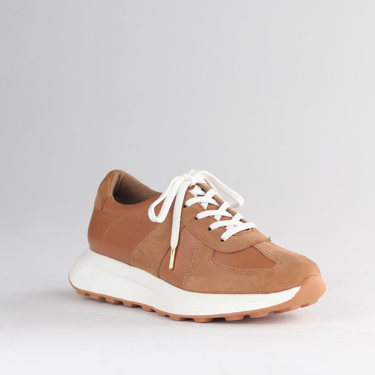 Froggie Shoes Shoes Lace-up Sneaker in Tan Multi -12688