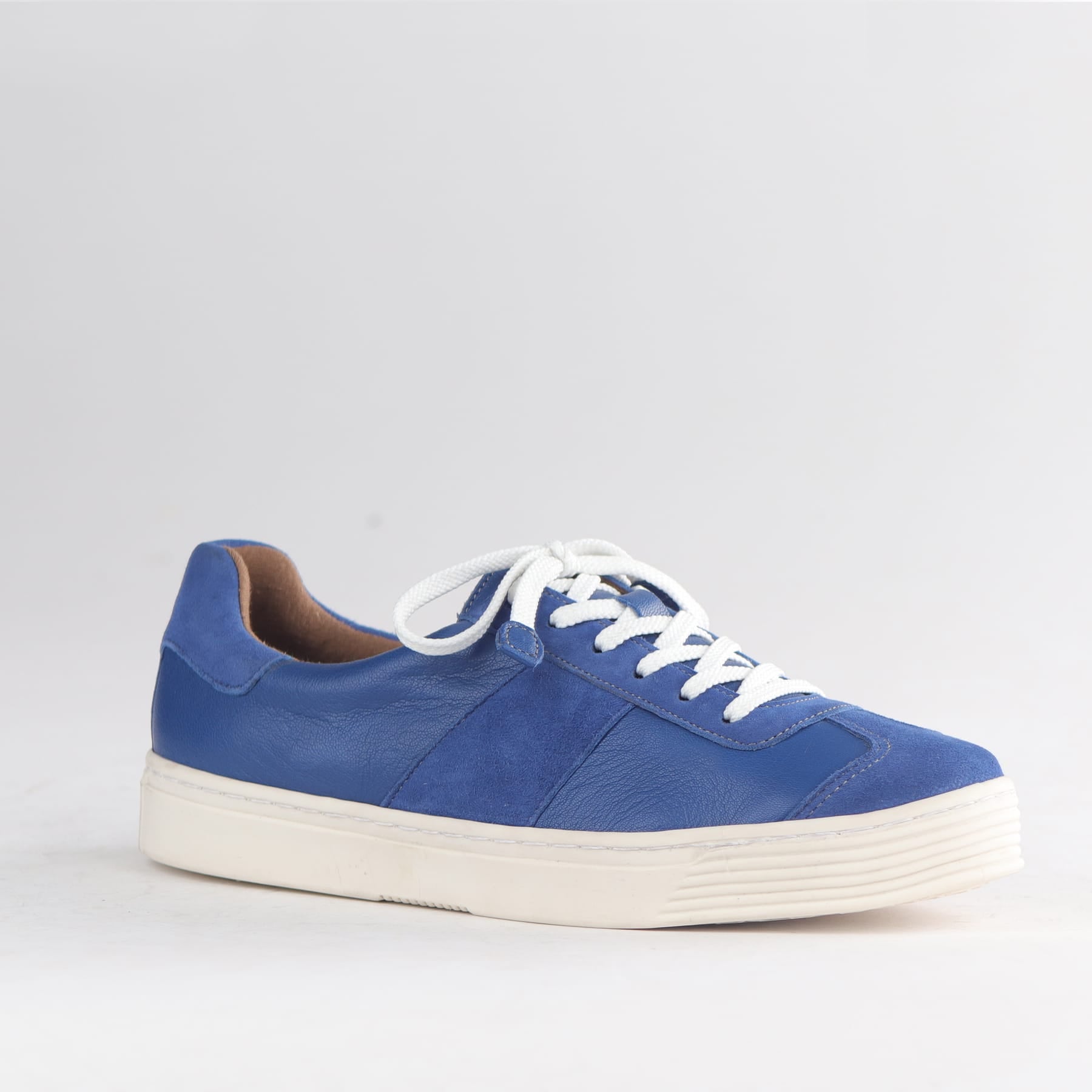Froggie Shoes Sneakers Retro Lace-up Sneaker