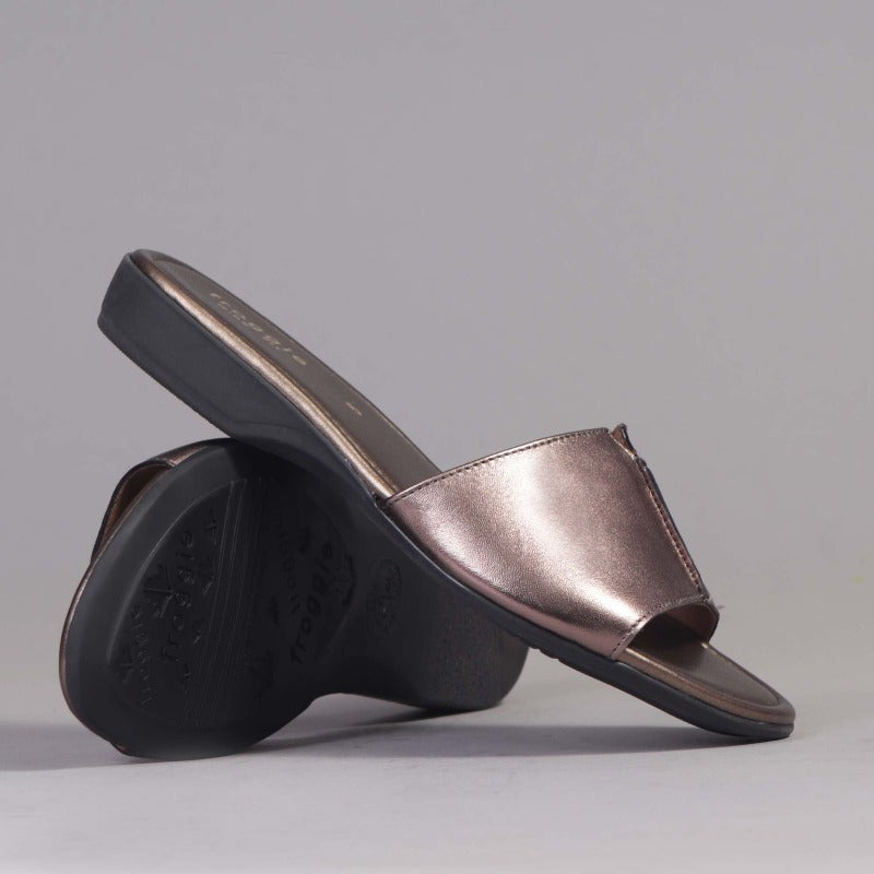 Wider Fit Mule Sandal in Lead Metallic - 11643