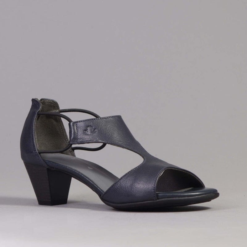 Wider Fit T-Bar Heel in Navy - 11645