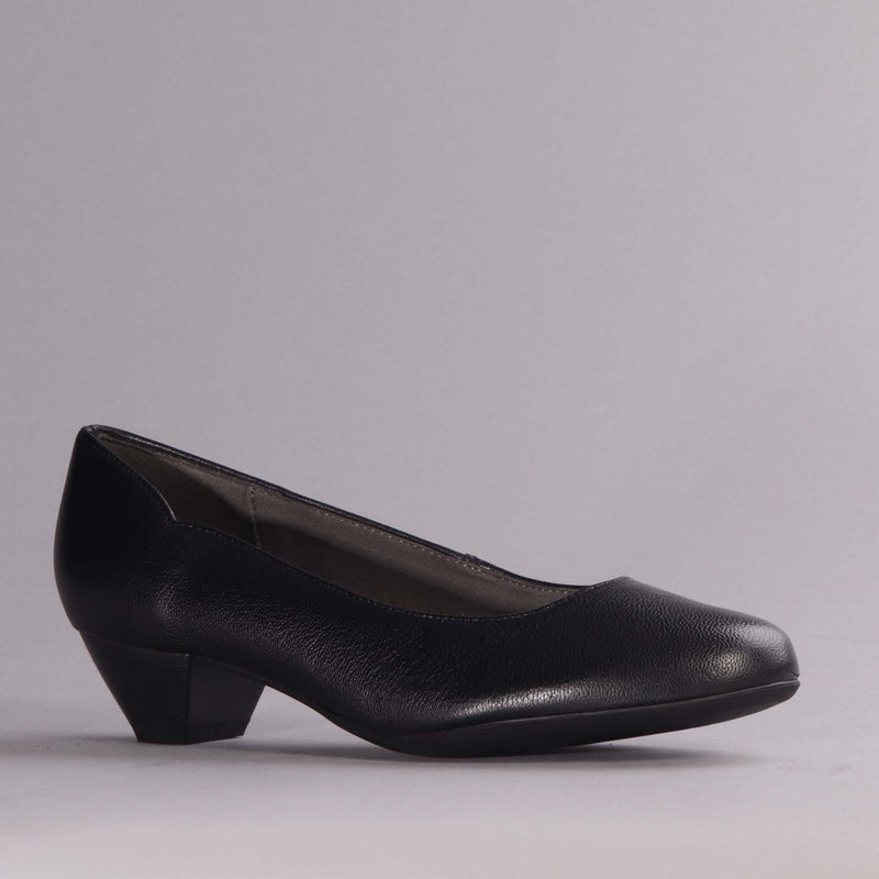 Mid-Heel Court Shoe in Black - 11800
