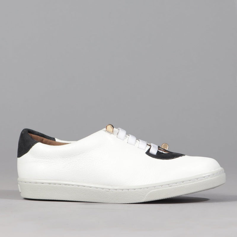 Sneaker with Removable Footbed in White - Black Multi