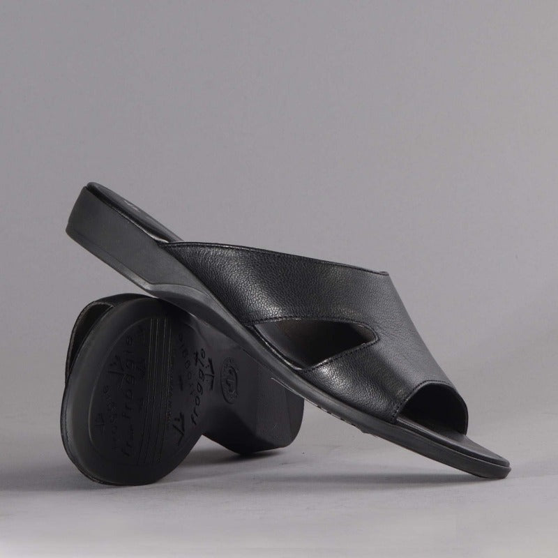 Mule Sandal in Black Multi