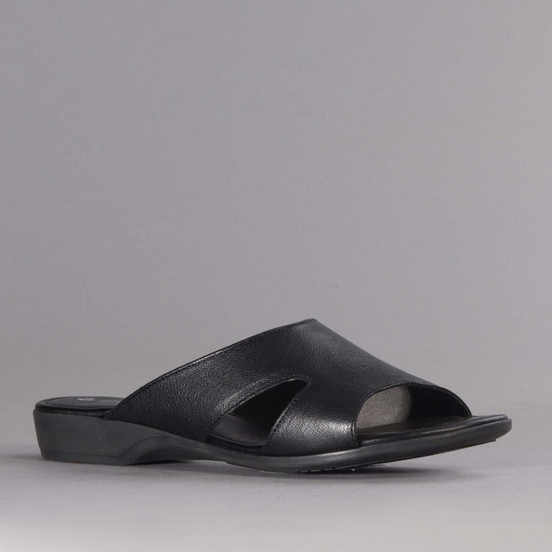 Mule Sandal in Black Multi