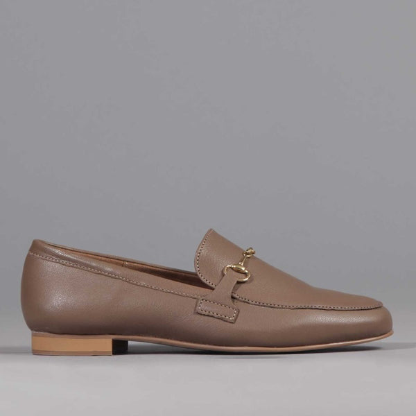 Froogie Loafer with Gold Trim in Stone
