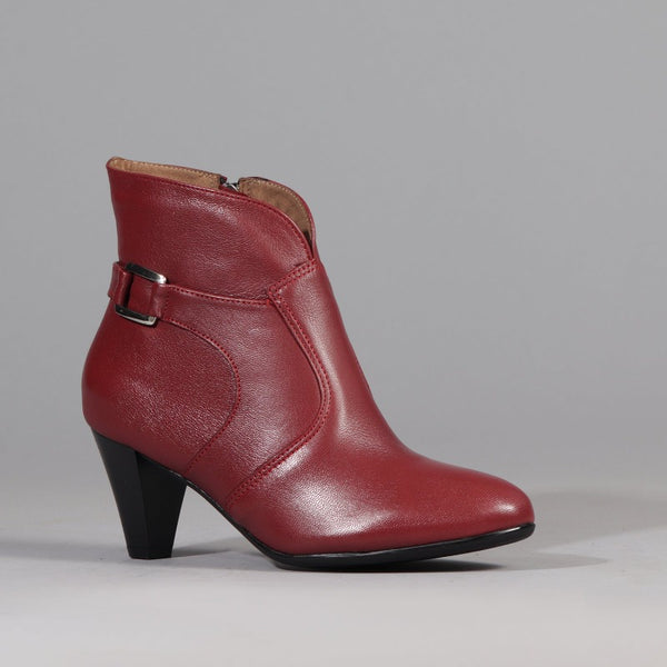 Pointed Ankle Boot in Red
