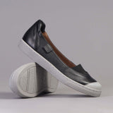 Pump Sneaker with Removable Footbed in Black - 12506
