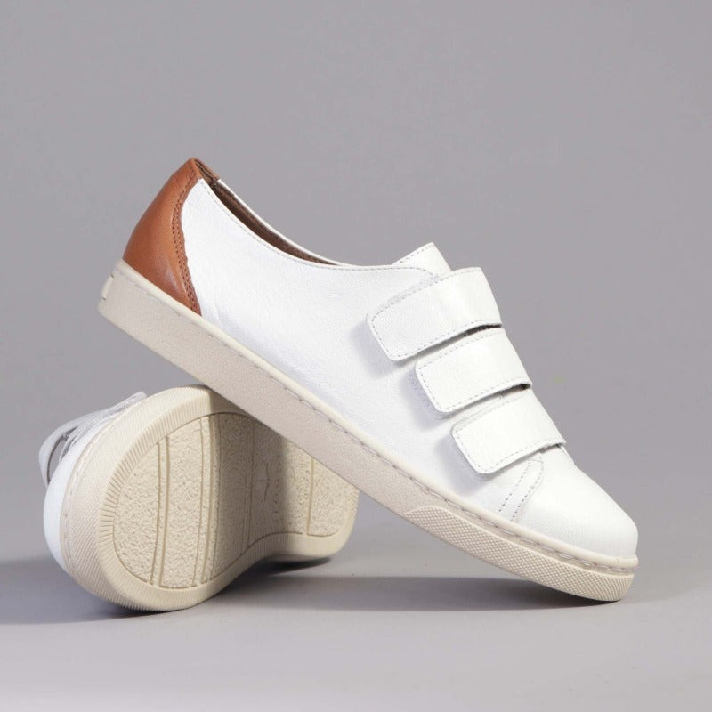 Froggie Velcro Sneaker with Removable Footbed in White