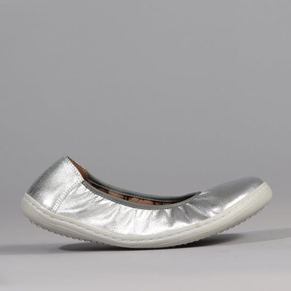 Elasticated Barefoot Pump with Removable Footbed in Silver Multi - 12530 - Froggie Shoes